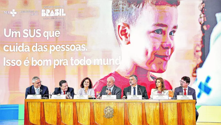 Presidente Lula anuncia medidas para o SUS